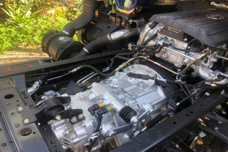 Xe tải Vinamotor Nissan K6 – Tải trọng 5.3 tấn – Thùng Khung Mui