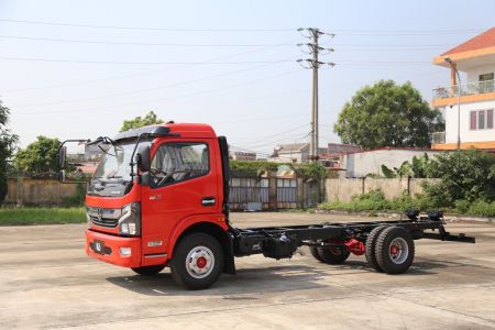 Xe tải Vinamotor Nissan K6 – Tải trọng 5.6 tấn – Thùng Lửng