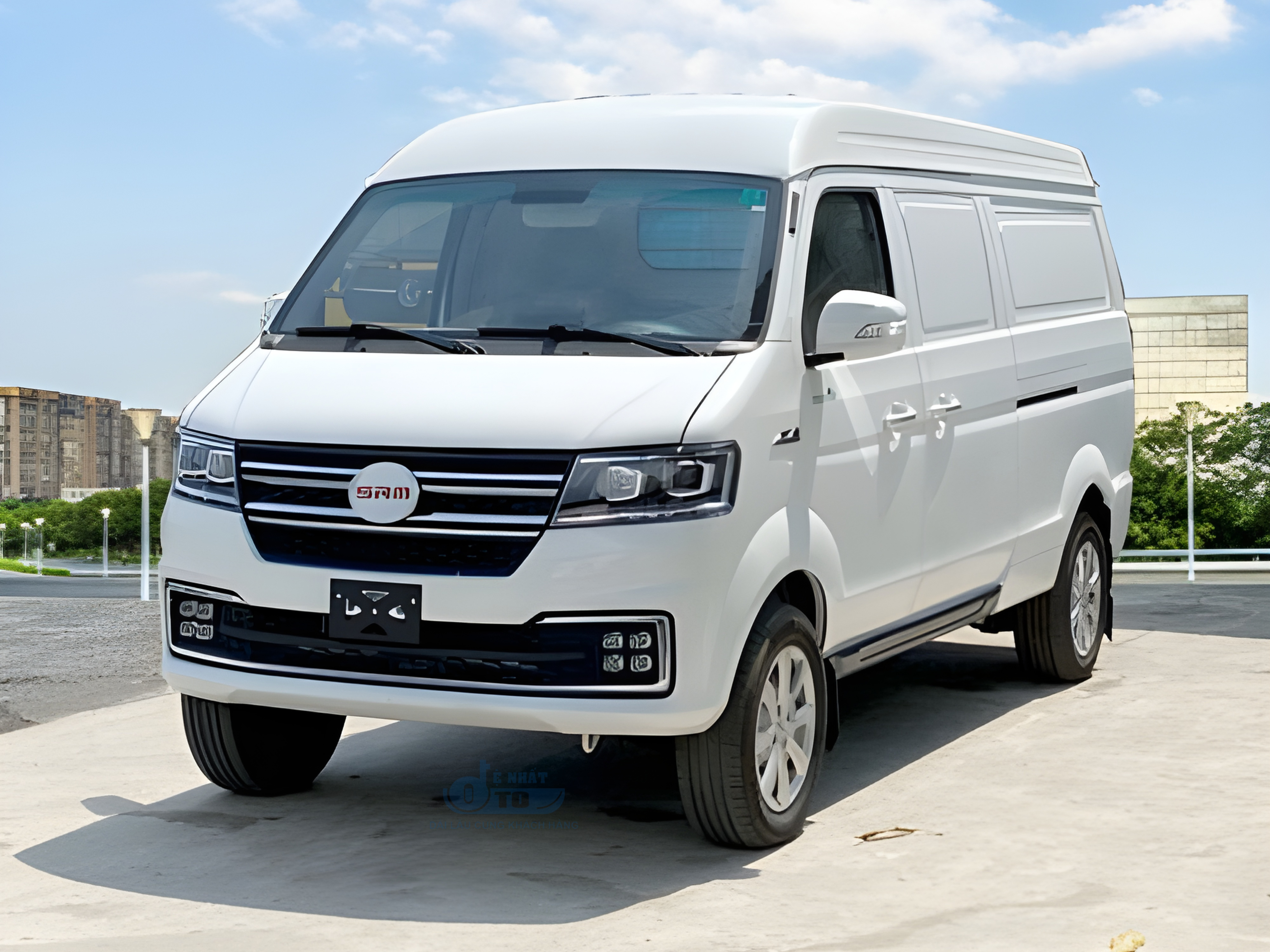 xe-tai-van-srm-868-toan-canh